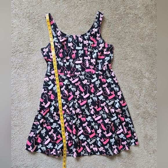 Retrolicious Pink Cat Print Skater Dress Size 1X - Picture 6 of 10